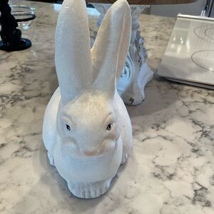 Bethany Lowe White Glitter Bunny papier-mâché  basket